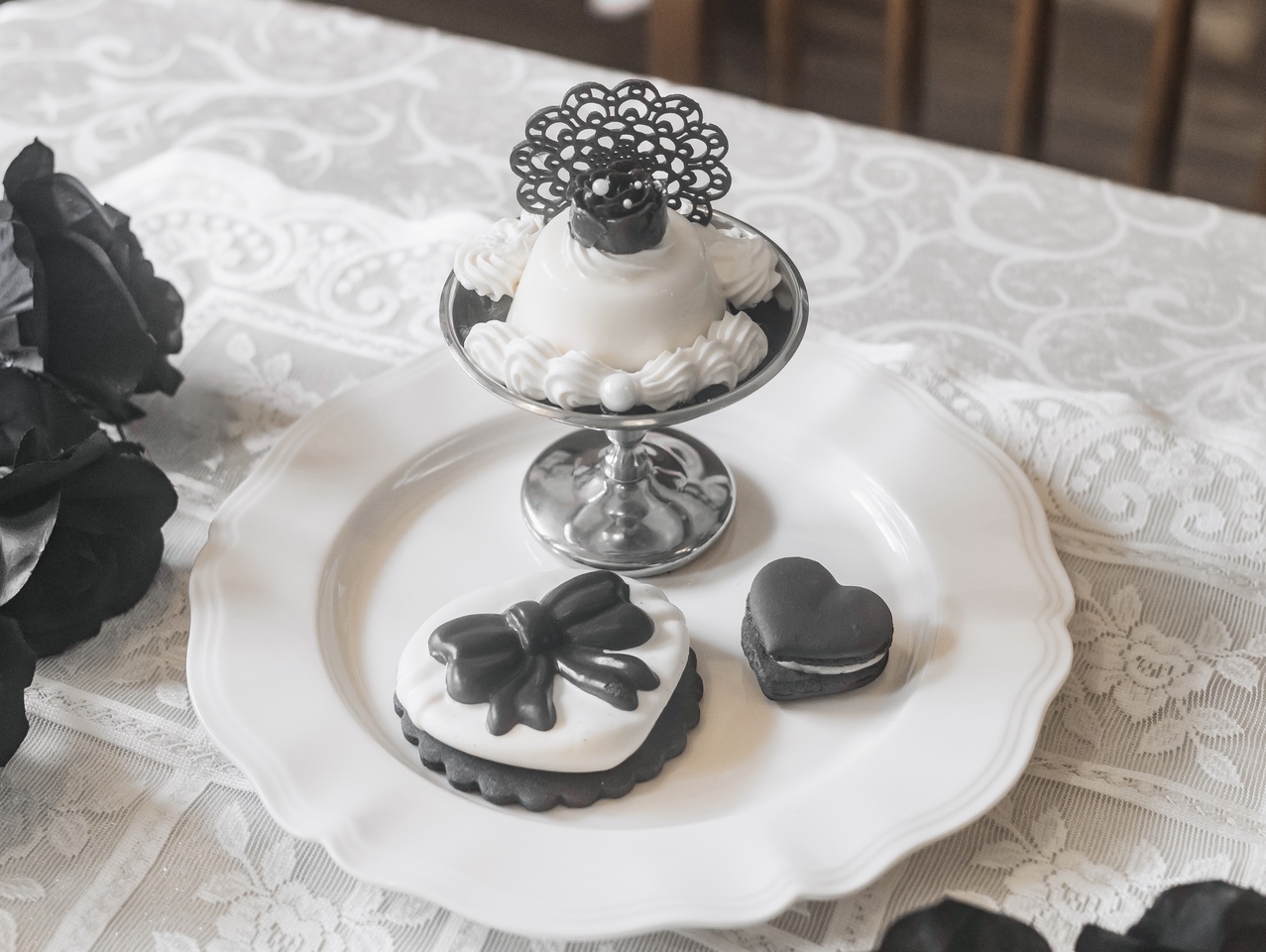 漆黒のリボンムースケーキsetの公式掲載写真