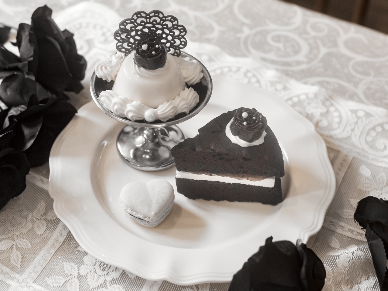 黒薔薇のヴィクトリアケーキsetの公式掲載写真